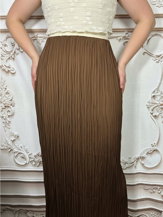 Lucy Paris Dresses & Skirts - Lucy Paris Brown Pleated Maxi Skirt